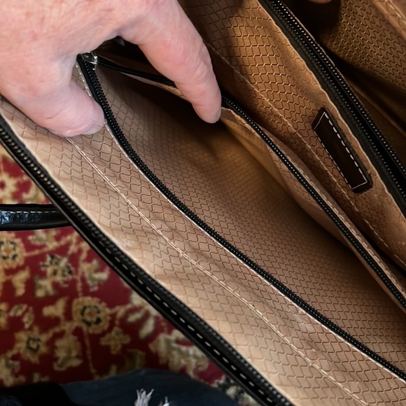 Mcklein Travel case black leather GUC - Picture 10 of 16